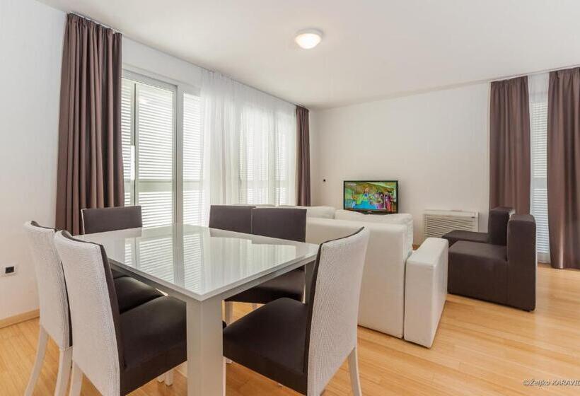 침실 2개 아파트, Sunnyside Apartments Petrčane