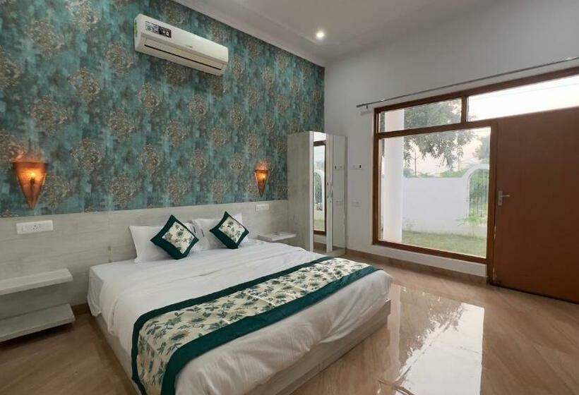 اتاق استاندارد, La Curcuma Luxury Homestay