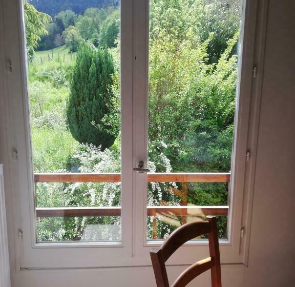Семейный Номер Вид на Горы, Eco Logis Mad In Belledonne