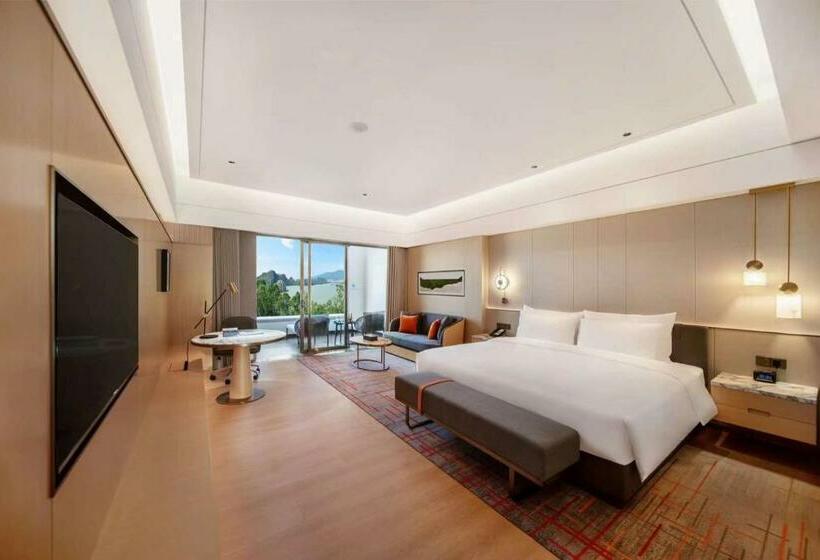 Номер Deluxe Кровать Кинг, Wyndham Grand Zhaoqing Downtown