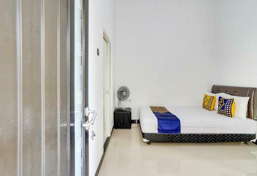 Номер Economy, Spot On 91745 Rumah Kost Gresik Syariah