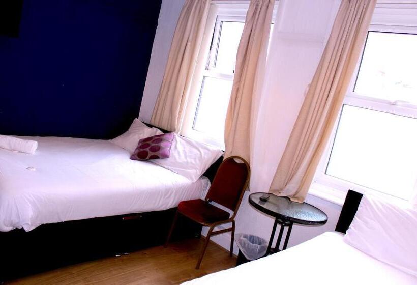 Family Room, Henson Hotel Pleasure Beach