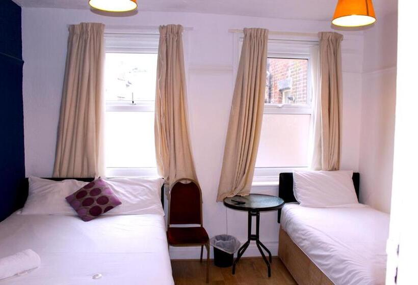 Family Room, Henson Hotel Pleasure Beach