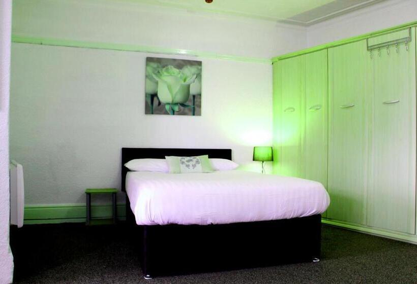 Family Room, Henson Hotel Pleasure Beach