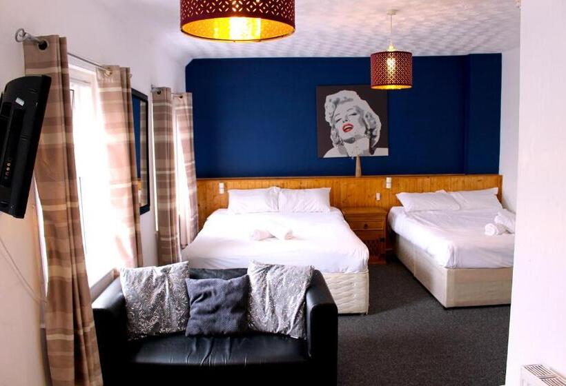 Family Room, Henson Hotel Pleasure Beach