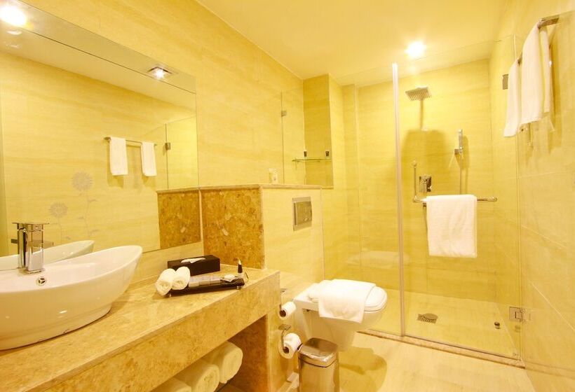 اتاق خانوادگی, Prideinn Azure Hotel Nairobi Westlands