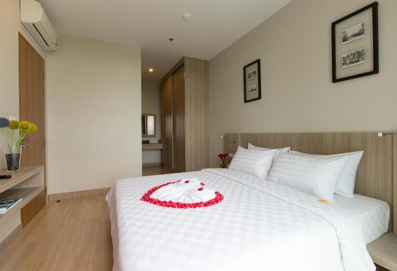 디럭스 스위트, Sugar Palm Residence