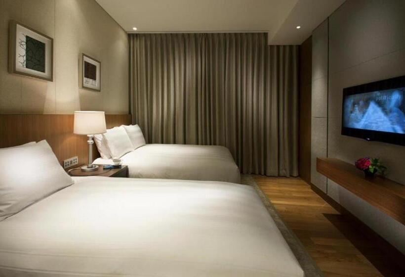 패밀리 룸 바다 전망, Lotte City Hotel Jeju