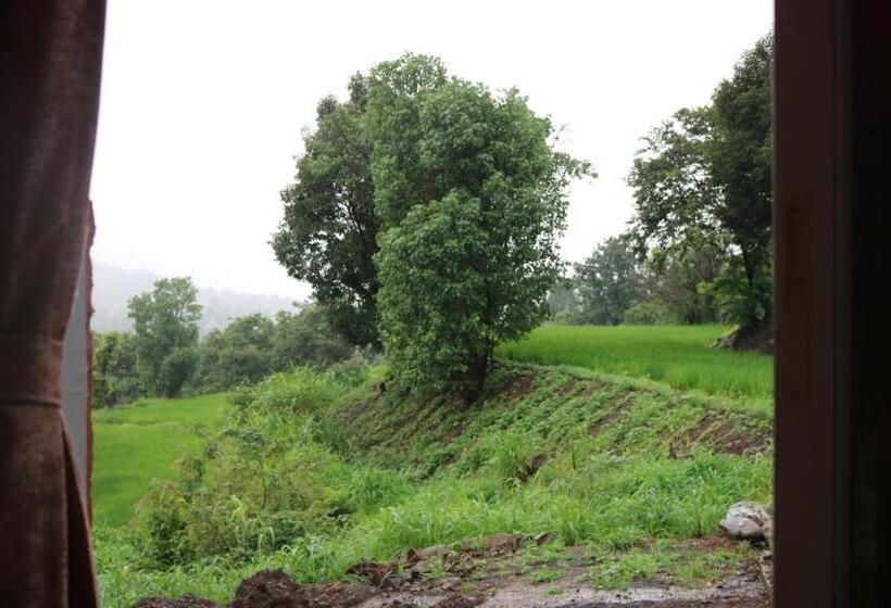 Семейный Номер Вид на Горы, Shinde S Tikona Valley Farm