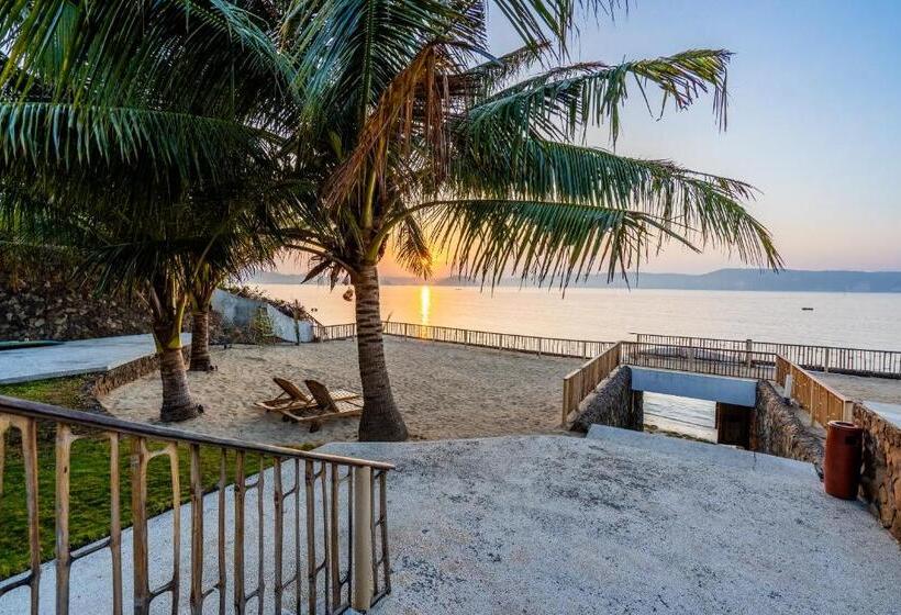 Стандартный Номер Кровать Кинг, Inlight Lombok Beach Hotel New Year Offer