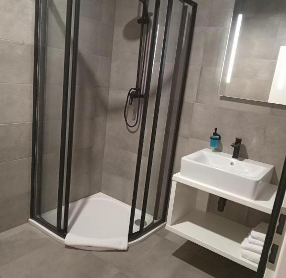 Апартаменты 1 Спальня, Kapitol