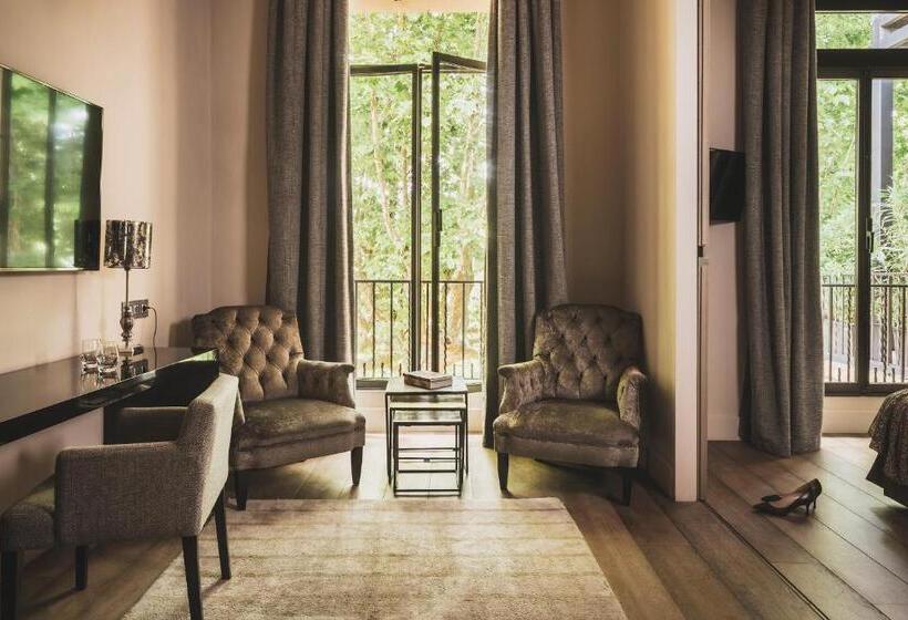 Полулюкс, Les Lodges Sainte Victoire Hotel & Spa