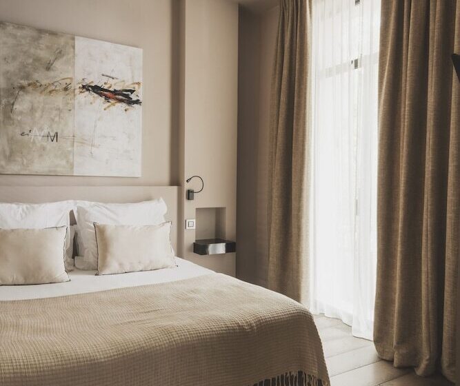 Полулюкс, Les Lodges Sainte Victoire Hotel & Spa