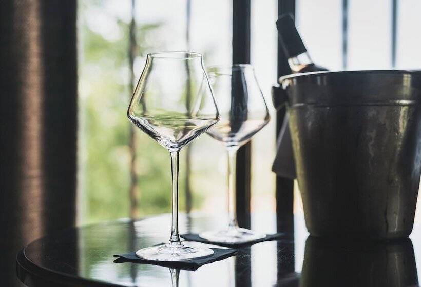 Люкс, Les Lodges Sainte Victoire Hotel & Spa