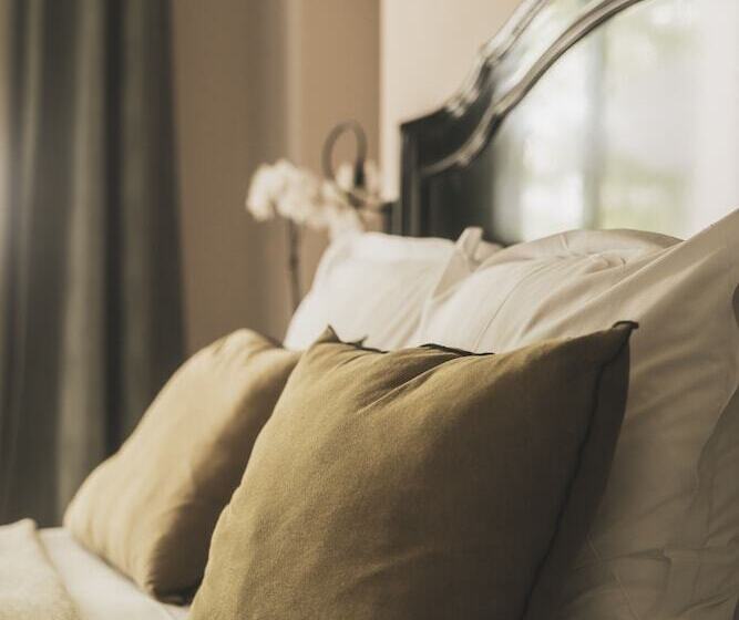 Люкс, Les Lodges Sainte Victoire Hotel & Spa
