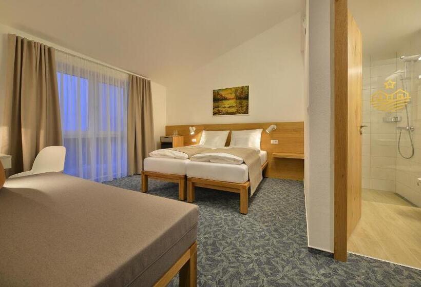 Семейный Номер Superior, Wellness Hotel Happy Star