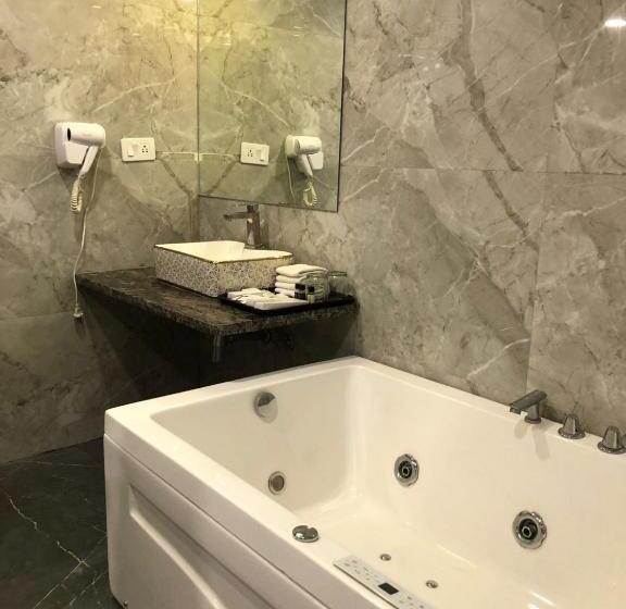 行政套房, Bamboo Saa Mulberry Resort Pushkar