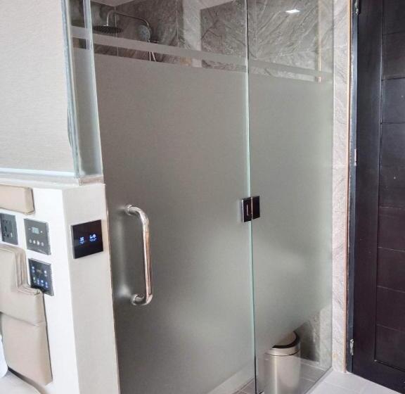 디럭스 룸, Sempre Premier Inn   Mactan Airport
