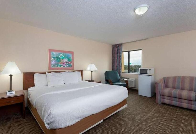 Superior Suite, Norwood Inn & Suites Indianapolis