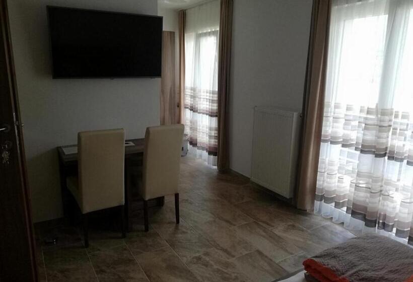 Номер Deluxe с Балконом, Haus Alexis