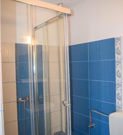 اتاق استاندارد سه نفره, Pensiunea Arizona
