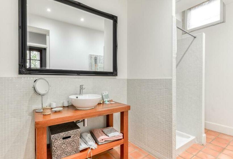 Номер Deluxe, Maison Dix Chambres D Hôtes Et Espace Spa Bien être