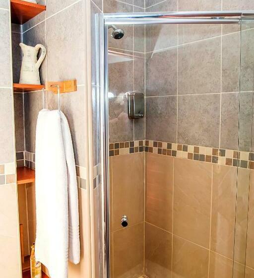 Классический Номер, Aha Guest House