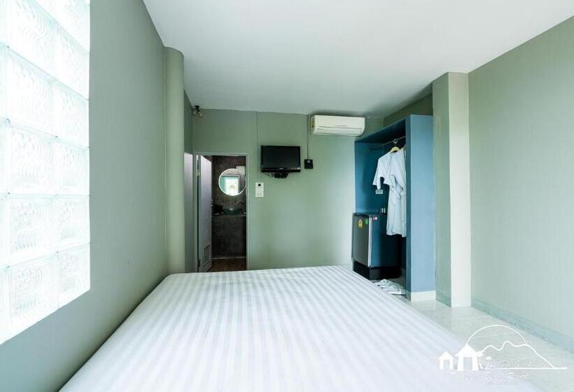 Студия Стандарт, Sichang Marina Resort