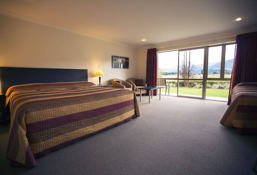 استودیوی سوپریور, Hanmer Springs Retreat