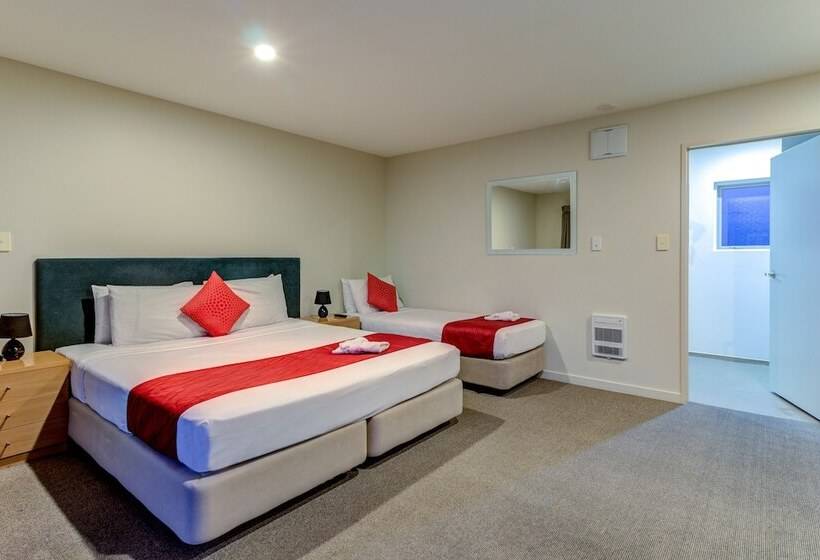 استودیوی سوپریور, Hanmer Springs Retreat