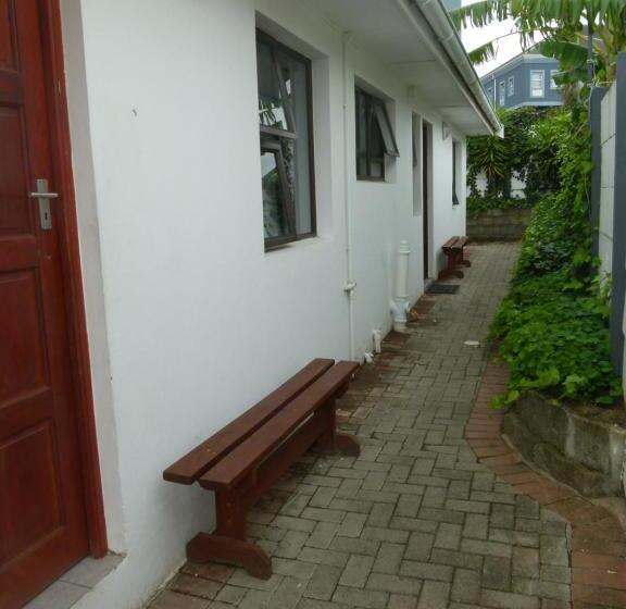 Семейный Номер, Eland Place Self Catering Guest House