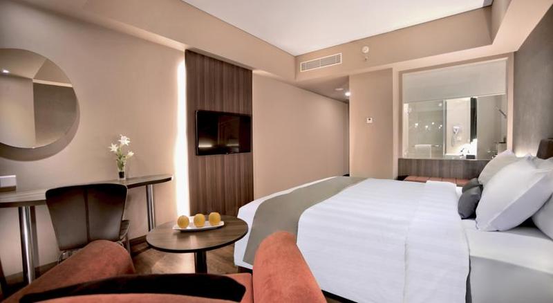 Номер Superior, Aston Kupang Hotel & Convention Center