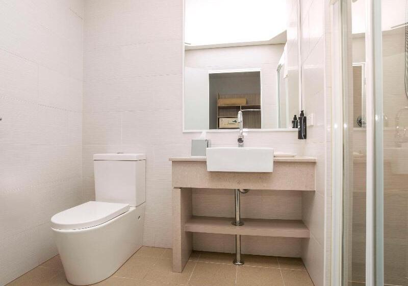 패밀리 룸, Ibis Styles The Entrance