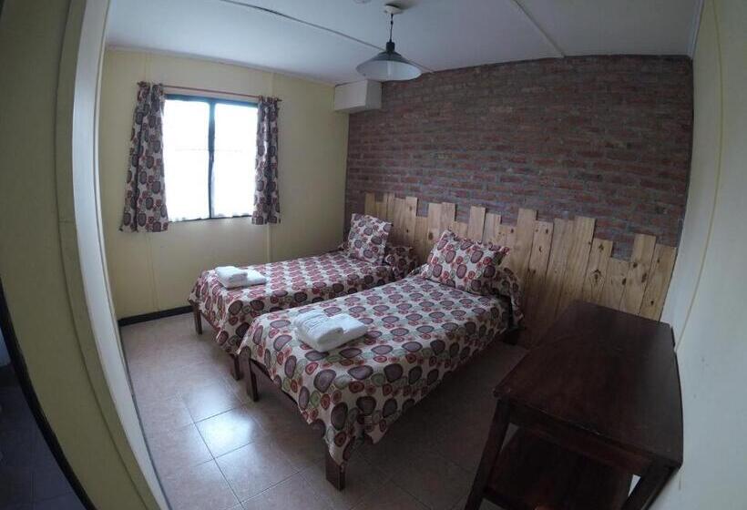Номер Стандарт, Hostel Los Pioneros