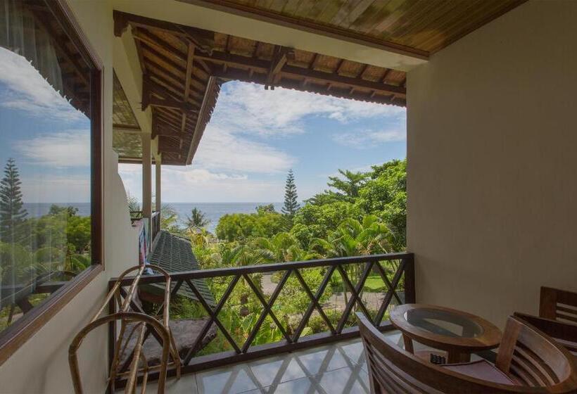 Номер Deluxe, Puri Wirata Dive Resort And Spa Amed