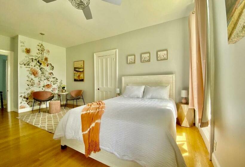 Номер Стандарт, Bloom Farm Guesthouse