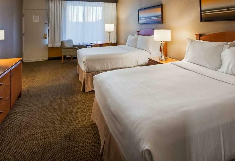 Номер Стандарт 2 Двуспальные Кровати, Radisson Hotel Montreal Airport