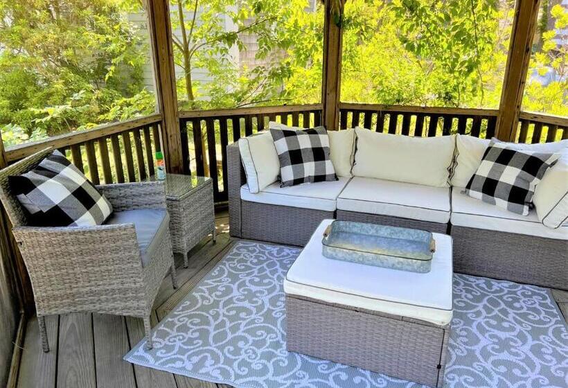 스탠다드 스튜디오 킹침대, The Seagrove Suites & Guest Rooms