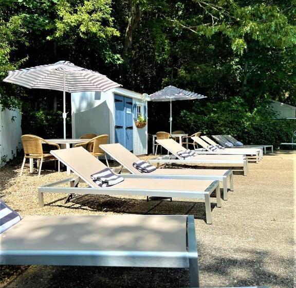 디럭스 스위트 킹 침대, The Seagrove Suites & Guest Rooms