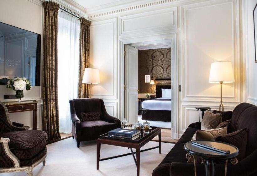 سوییت لوکس, La Réserve Paris Hotel & Spa