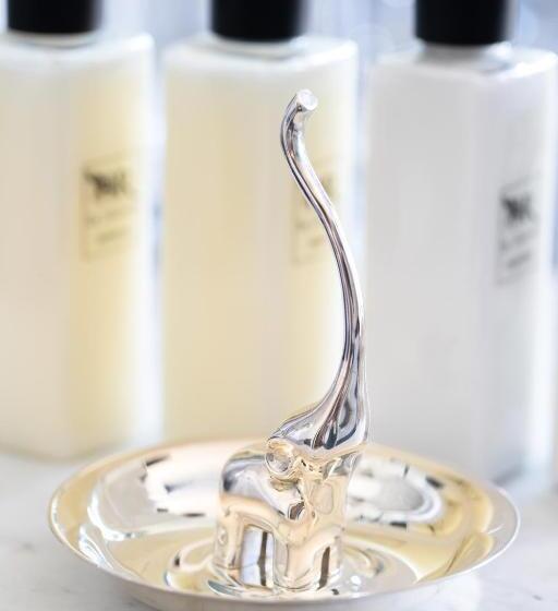 سوییت پرستیژ, La Réserve Paris Hotel & Spa