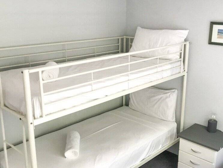 2침실 패밀리 아파트, Tripcony Quays Apartments