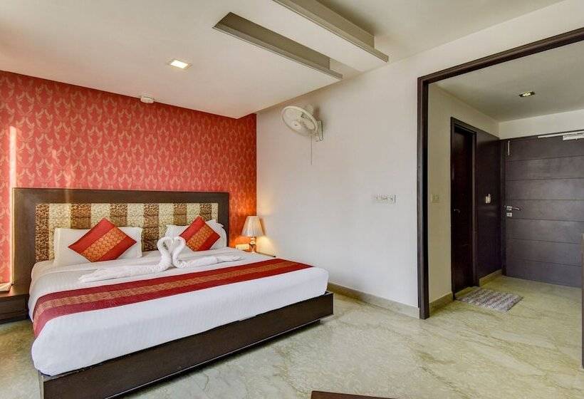 豪华房间, Raya Inn