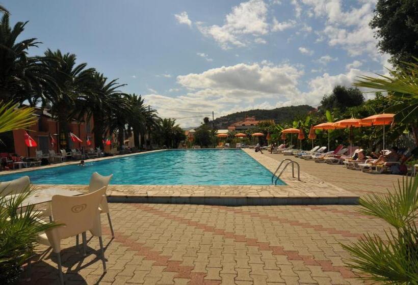Студия Стандарт Вид на Море, Il Borgo Degli Ulivi Resort