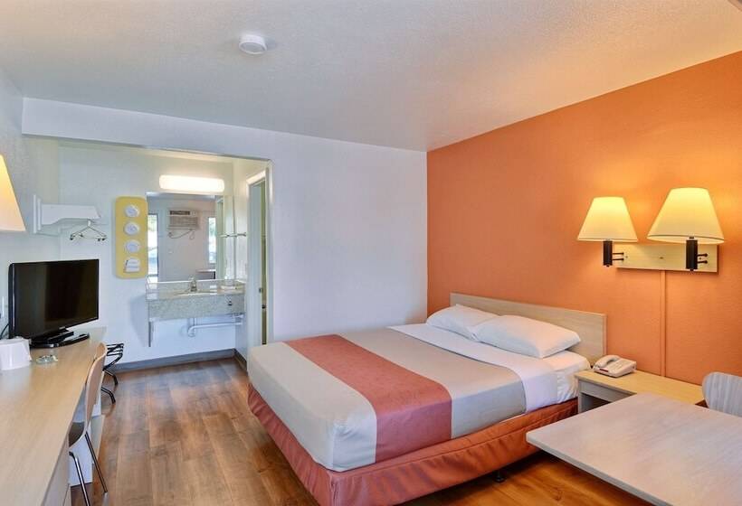 Номер Deluxe, Motel 6nashua, Nh