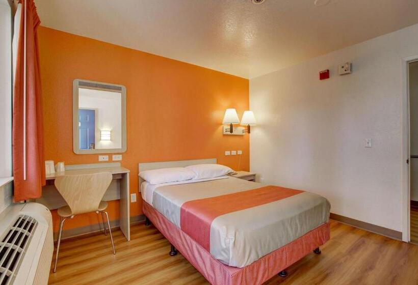 장애인을 위한 스탠다드 룸, Motel 6westminster, Ca  North