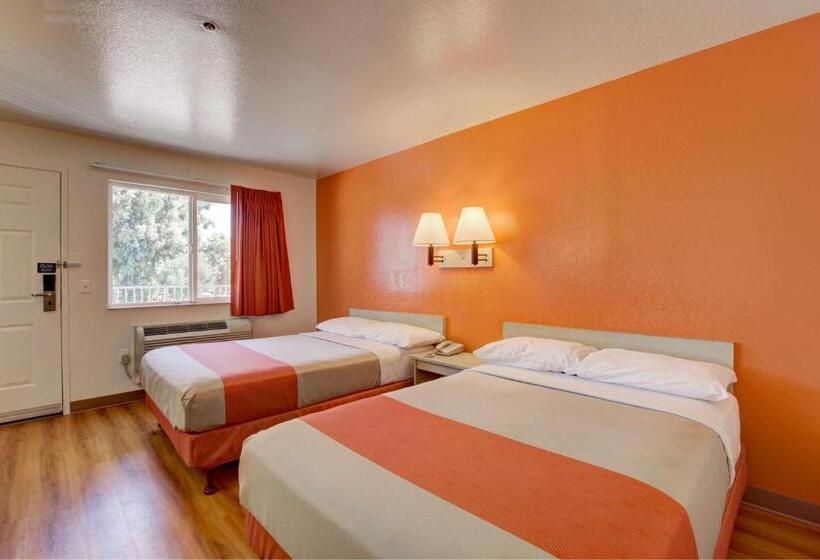 4인용 스탠다드 룸, Motel 6westminster, Ca  North