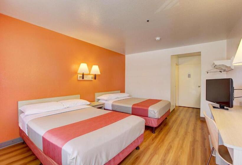 四人标准间, Motel 6westminster, Ca  North