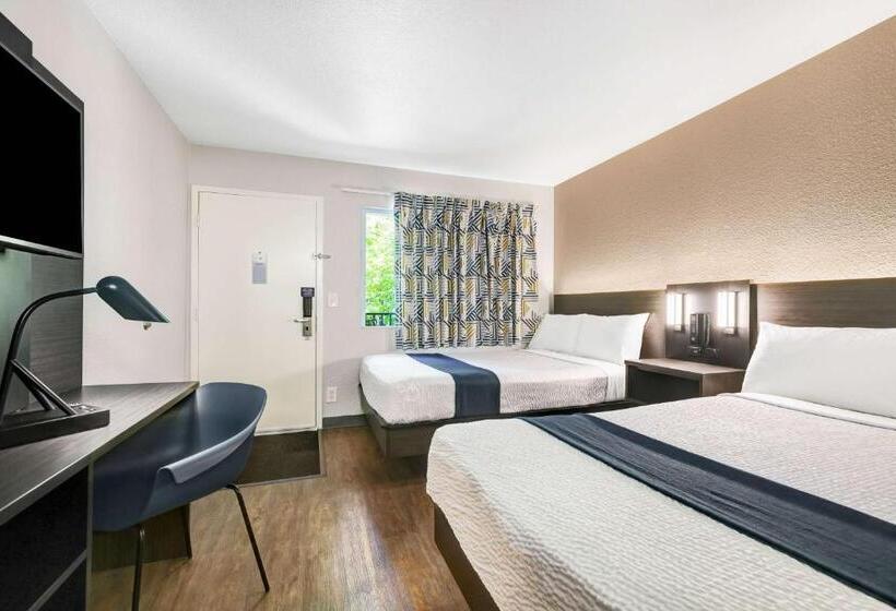Четырехместный номер Премиум, Motel 6issaquah, Wa  Seattle  East