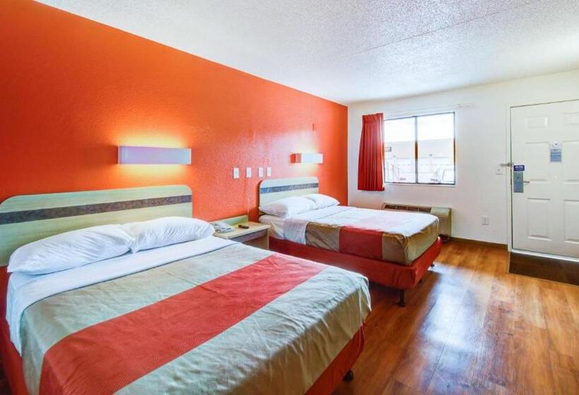 Четырехместный Номер Стандарт, Motel 6norfolk, Va